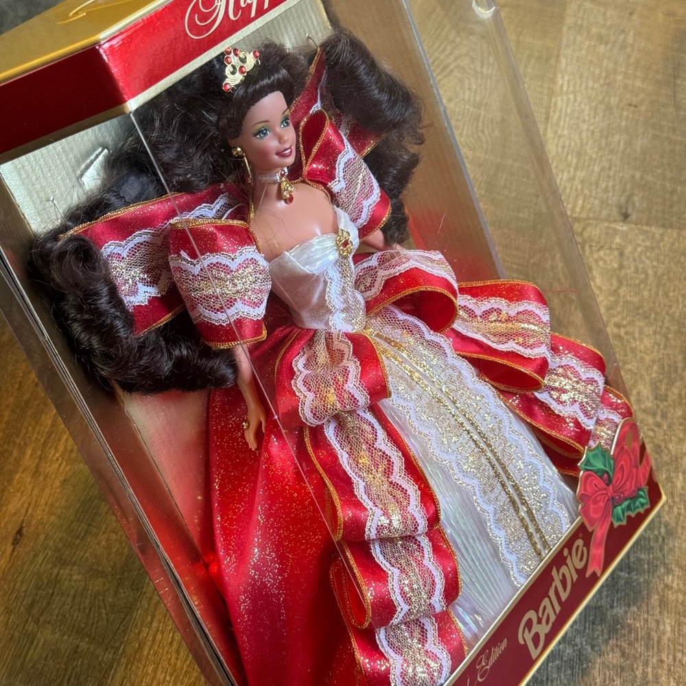 RARE VTG Happy Holidays 1997 Barbie Doll Mattel Special Ed. MISPRINT Blue Eyes - Picture 3 of 8